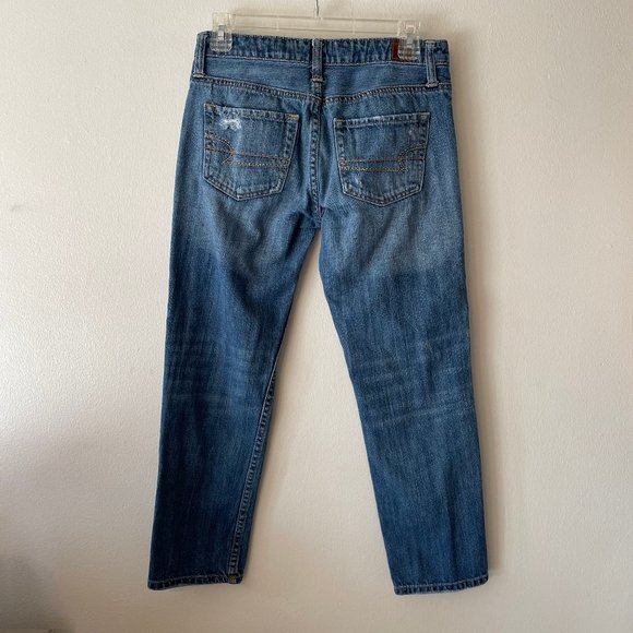 American Eagle Outfitters | Medium Wash Distressed Straight Leg Jeans Sz 0 - Picture 3 of 5